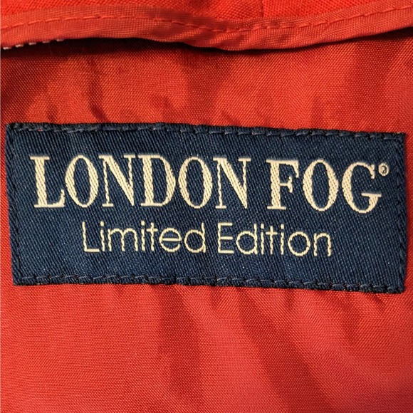 London Fog Red Medium Weight Zip Front Jacket Women's Size Medium - Picture 8 of 9